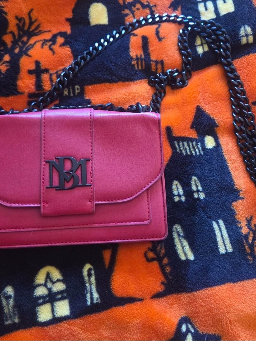 Badgley Mischka Pink Crossbody Bag with Black Chain Strap
